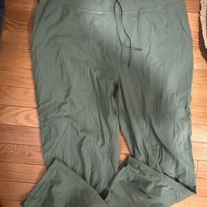 lululemon athletica Olive Joggers
